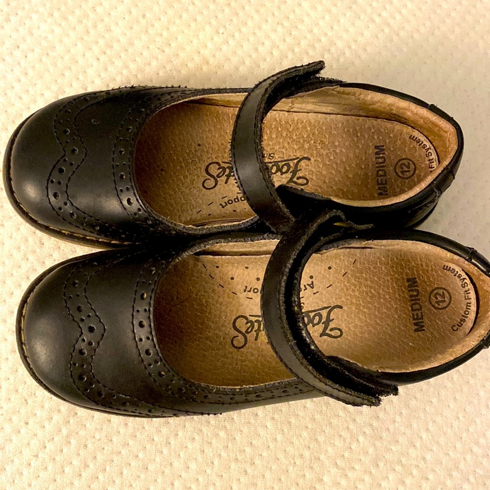 Little girls SIZE 12 black uniform shoes Mary janes  FOOTMATES